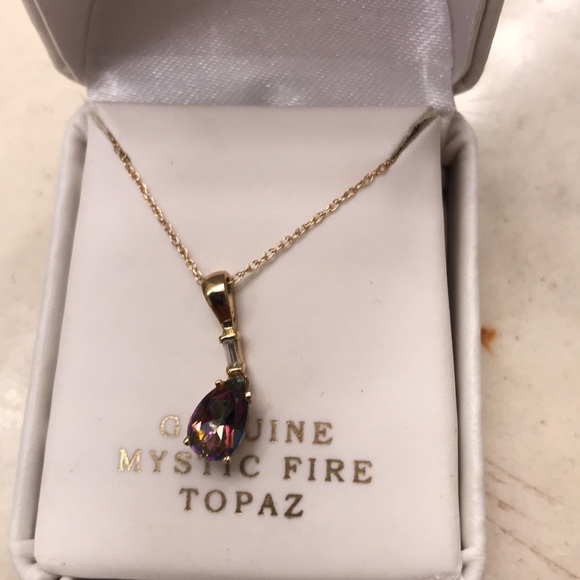 10k Mystic Fire Topaz pendant - Picture 2 of 5